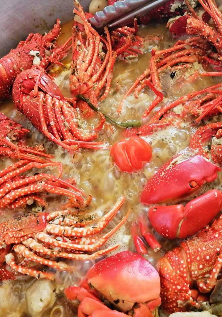 plat de crabes rouges créoles en sauce guadeloupe